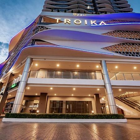 Netflix Two Bedroom Troika Kota Bharu Homestay 118 Bagian luar foto
