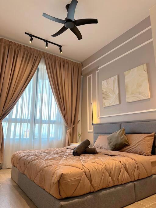 Netflix Two Bedroom Troika Kota Bharu Homestay 118 Bagian luar foto