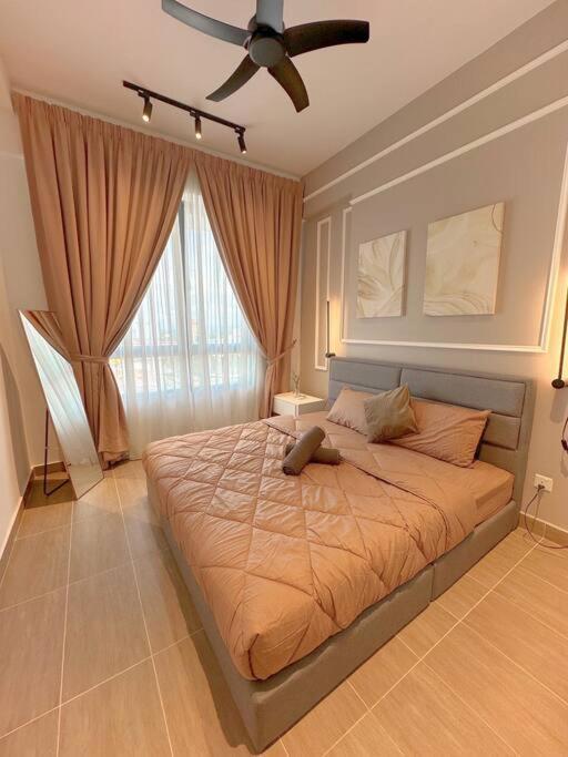 Netflix Two Bedroom Troika Kota Bharu Homestay 118 Bagian luar foto